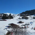 Apartment 105 M2 Ensoleille Renove Au Pied Des Pistes *
