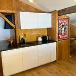 Apartment 105 M2 Ensoleille Renove Au Pied Des Pistes Megeve
